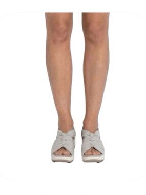 Clarks Cloudsteppers size 10W Arla Fern Slingback Sandals